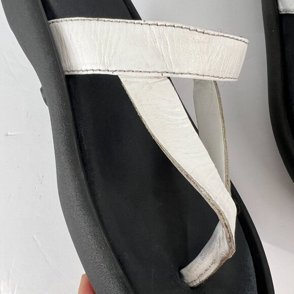 Sz 38EU Wolky Tahiti White Leather Slip On Flip Flop Thong Sandals - Picture 11 of 15